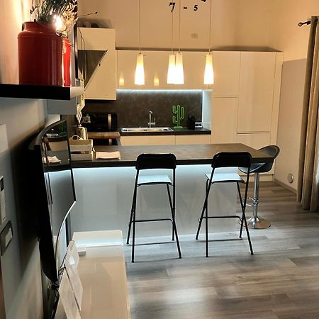 Benvenuti In Casa Peluca! Lägenhet Mestre Exteriör bild